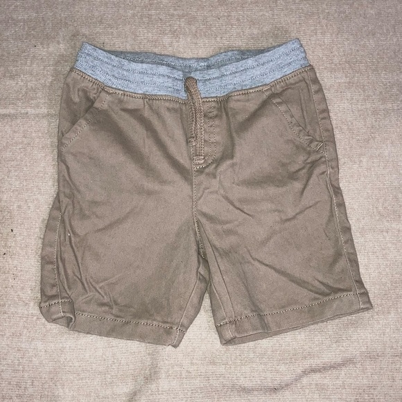 🔥Jumping Beans Tan/Khaki Short - Size 4t - Picture 1 of 3
